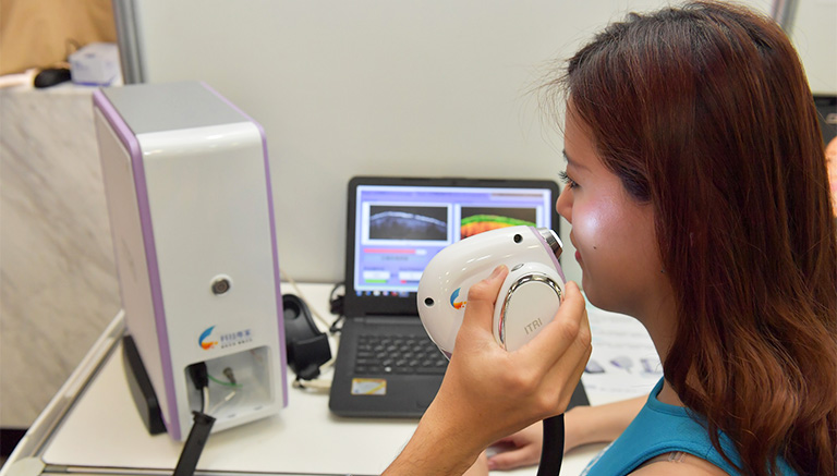 The Skin Care Meter provides users with a total view of skin health in just seconds.