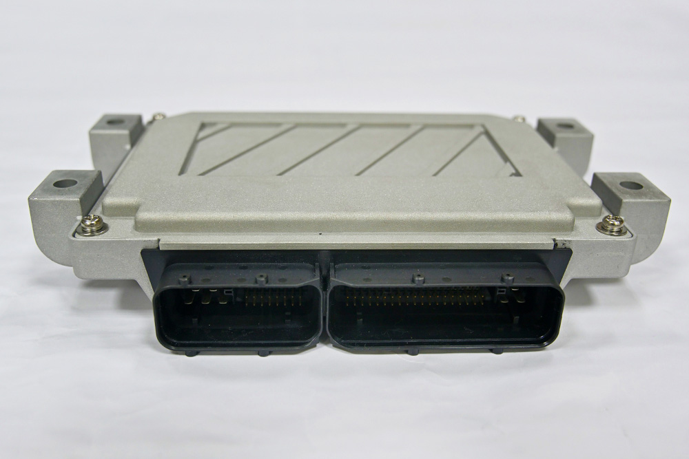 The integrated Powertrain and Chassis Control Unit (PCCU) developed by ITRI.