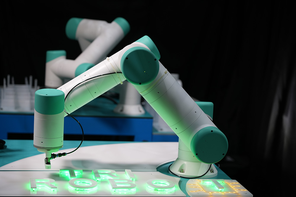 The Detachable Robot Joint System can customize robotic arm modules and have its axis replaced within just a few minutes.