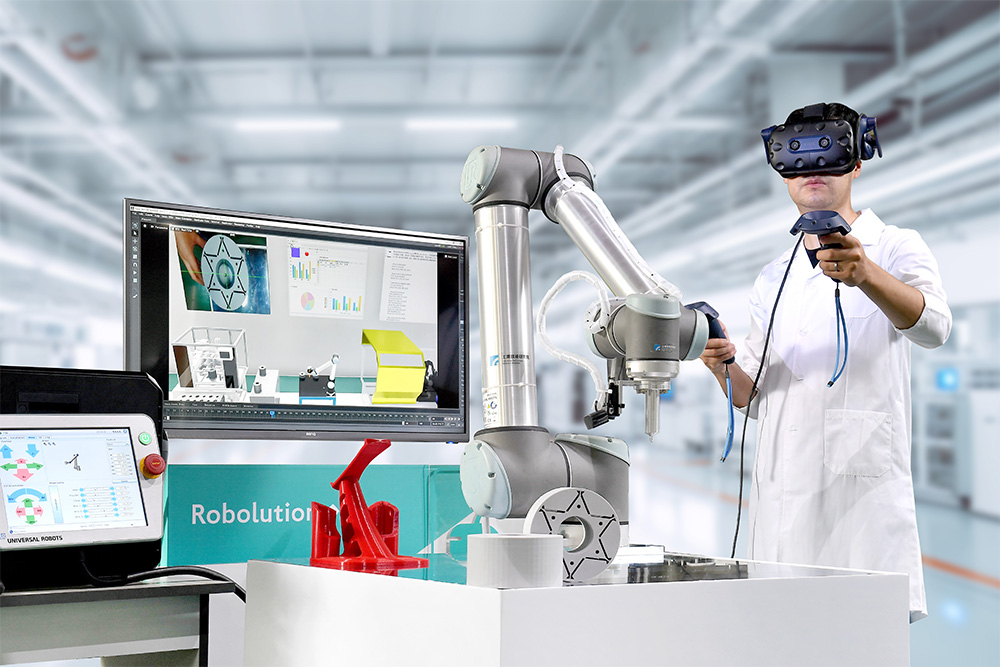 With RoboTwin, engineers and operators can conduct human-robot interactive simulations as well as remote troubleshooting and maintenance through VR.