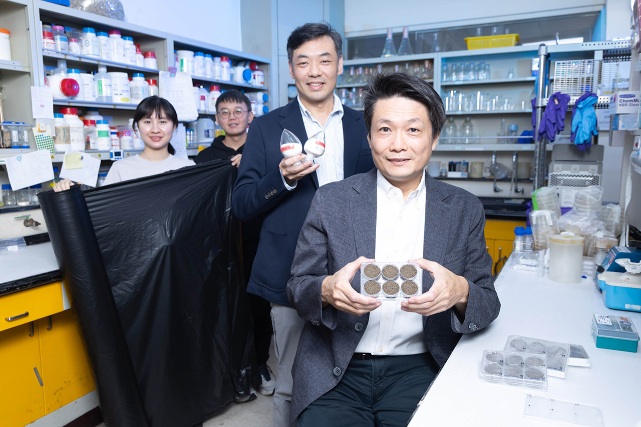 ITRI and NTU researchers developed the biodegradable mulch film through joint materials and microbial research.
